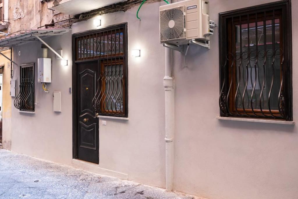 Casa Puteca Quartieri Spagnoli Neapel Exterior foto